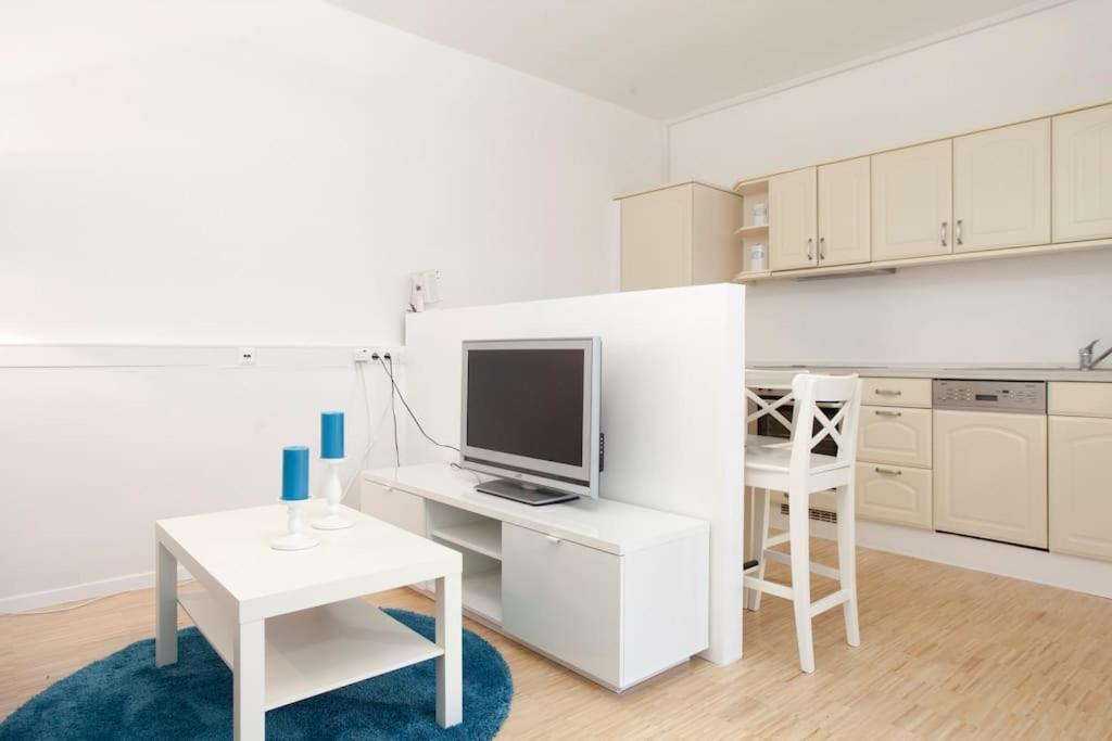 Exclusive 2-Room Souterrain Apartment Nuremberg Ngoại thất bức ảnh
