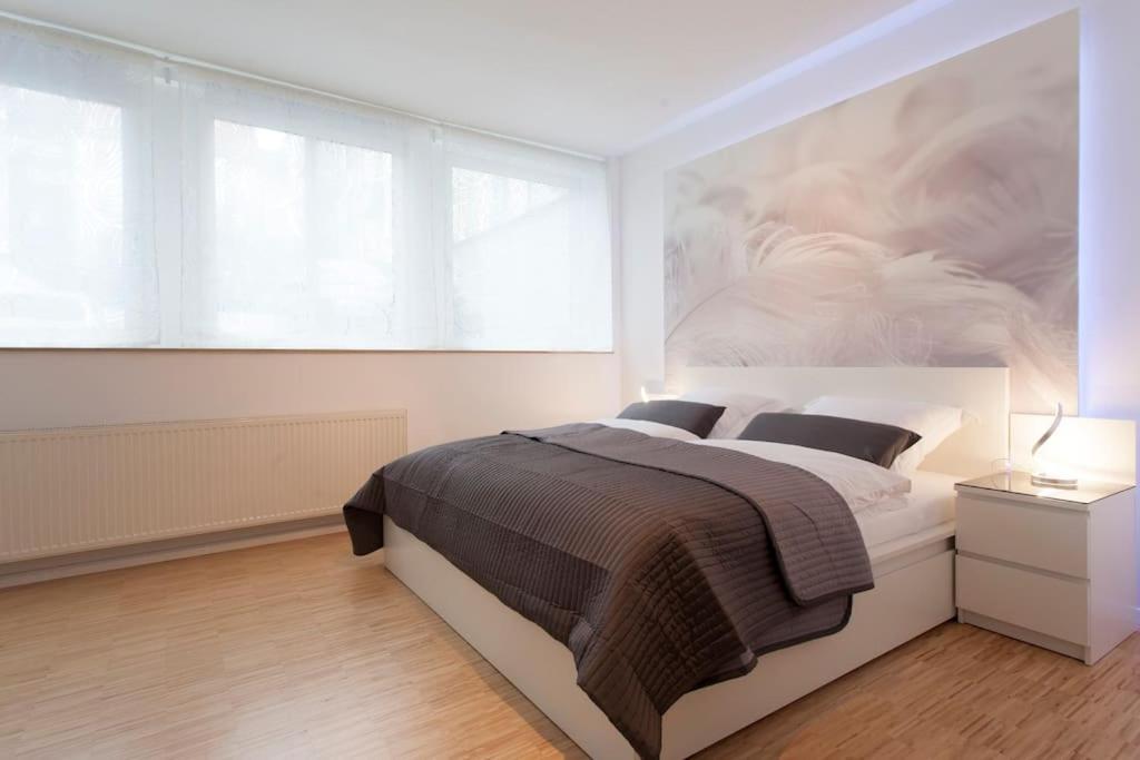 Exclusive 2-Room Souterrain Apartment Nuremberg Ngoại thất bức ảnh